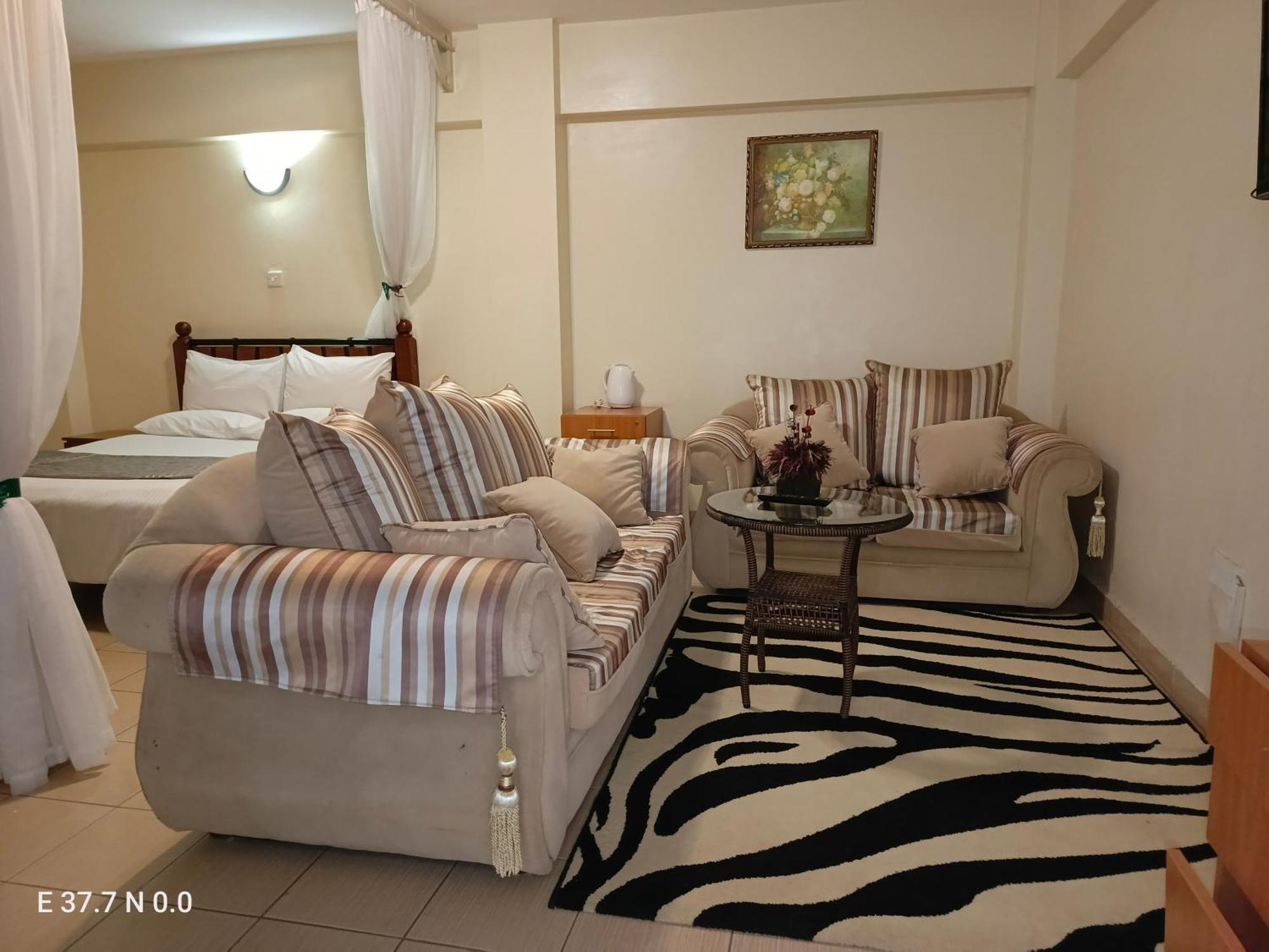 Meru Paramount Extérieur photo
