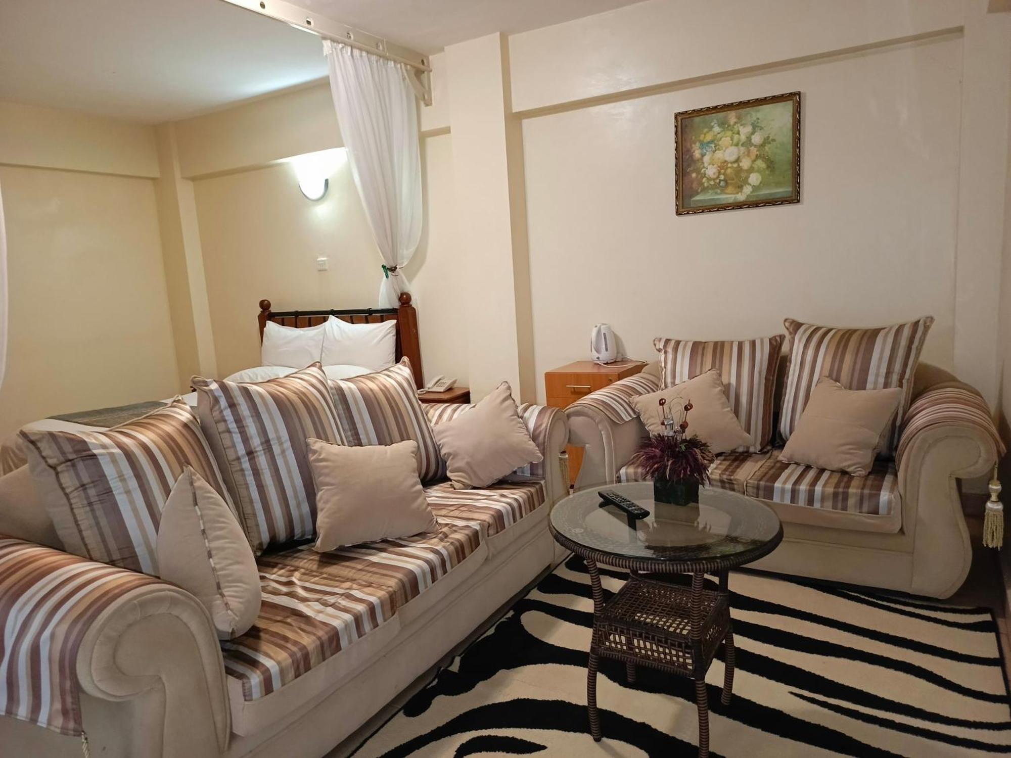 Meru Paramount Extérieur photo